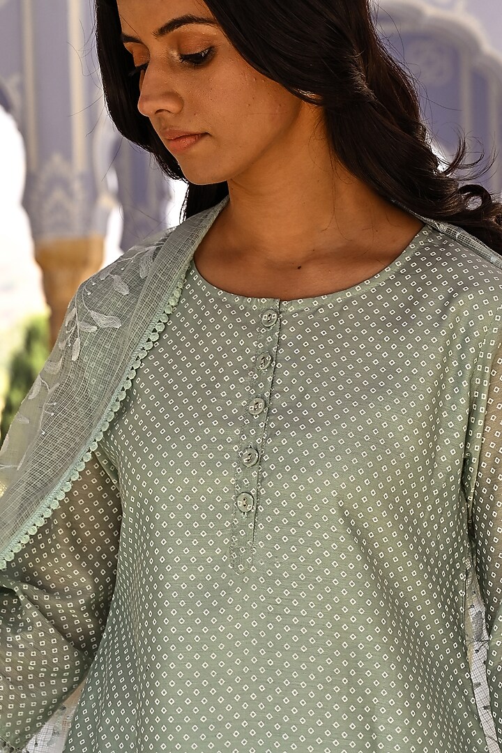 Mint-Green Bandhej Printed Kurta Set by Kameez at Pernia's Pop Up Shop