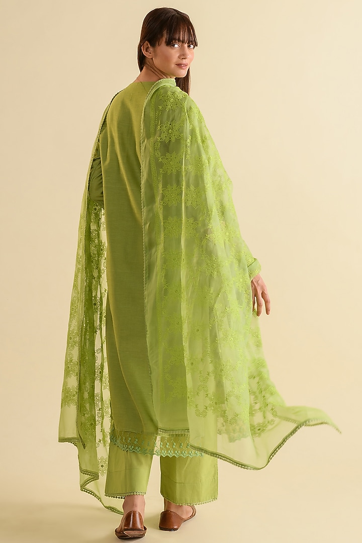 Green Chanderi Embroidered Kurta Set by Kameez at Pernia's Pop Up Shop