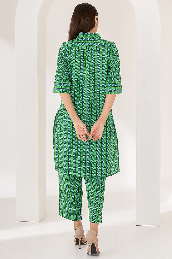 Green Cotton Printed Co-Ord Set by Kameez at Pernia's Pop Up Shop