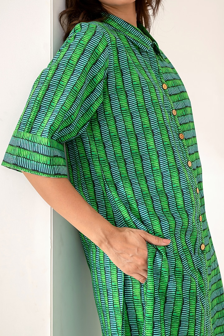 Green Cotton Printed Co-Ord Set by Kameez at Pernia's Pop Up Shop