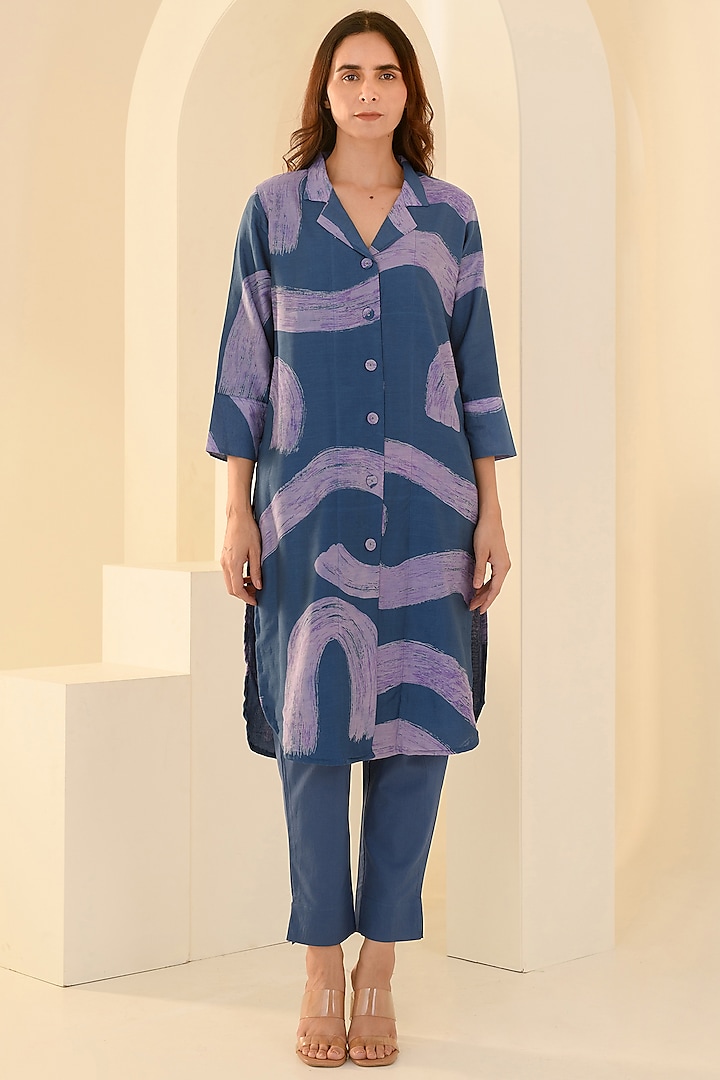 Blue Chanderi Printed Kurta Set by Kameez at Pernia's Pop Up Shop