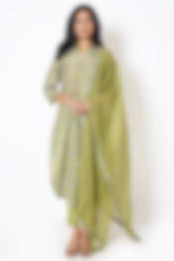 Olive Green Chanderi Floral Motif Printed Kurta Set by Kameez at Pernia's Pop Up Shop