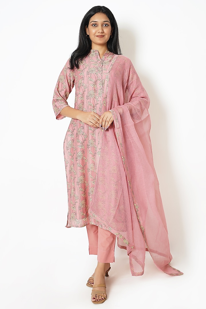 Pink Chanderi Floral Motif Printed Kurta Set by Kameez at Pernia's Pop Up Shop