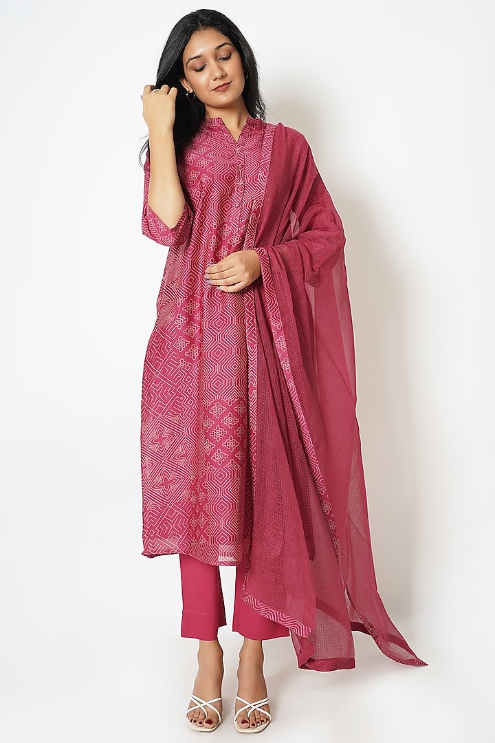 Rouge Pink Chanderi Floral Motif Printed Kurta Set by Kameez at Pernia's Pop Up Shop