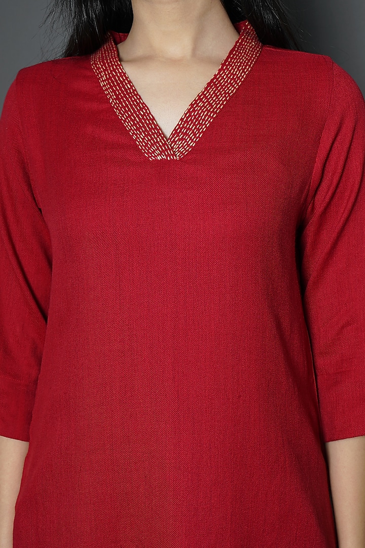 Red Wool Kurta Set by Kameez at Pernia's Pop Up Shop