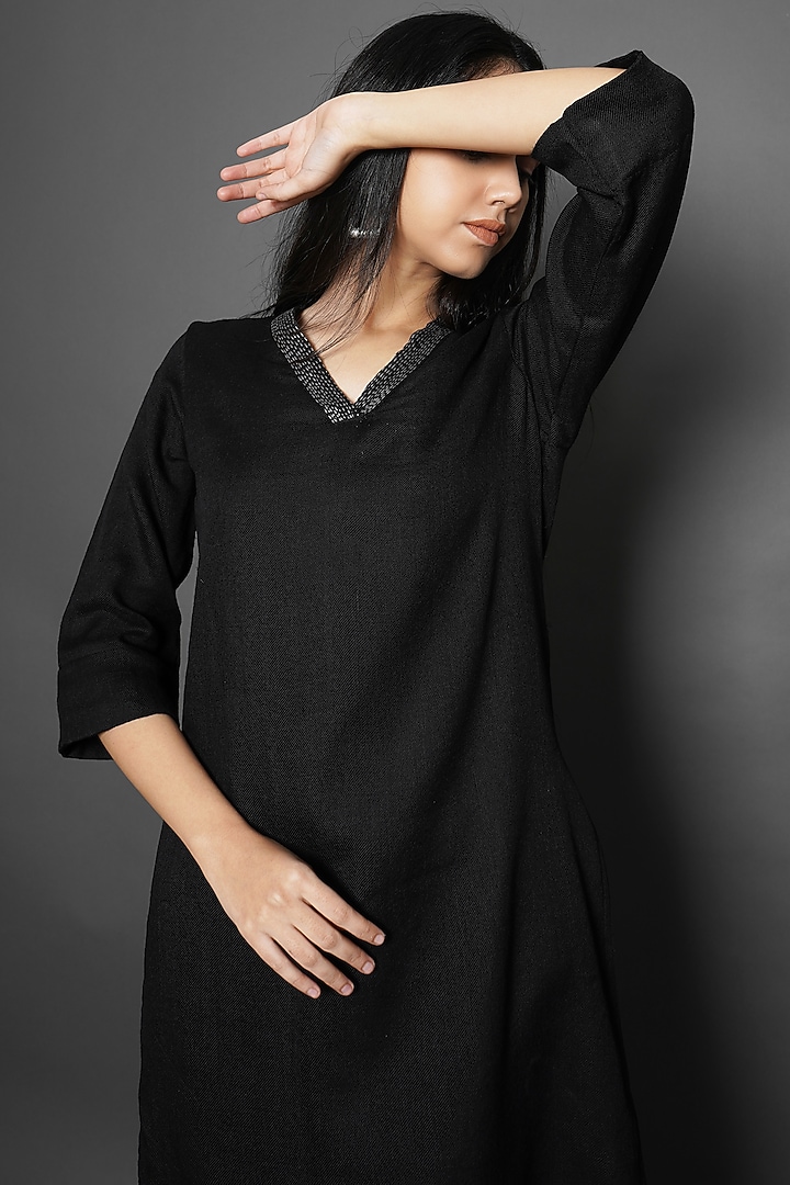 Black Wool Kurta Set by Kameez at Pernia's Pop Up Shop