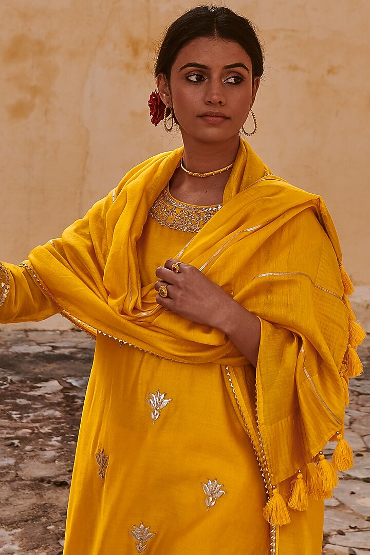 Mustard Embroidered Kurta Set by Kameez at Pernia's Pop Up Shop
