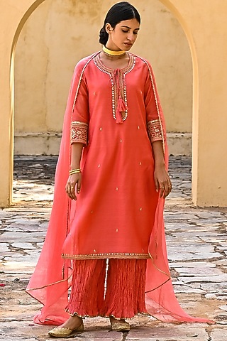 Peach Embroidered Kurta Set by Kameez