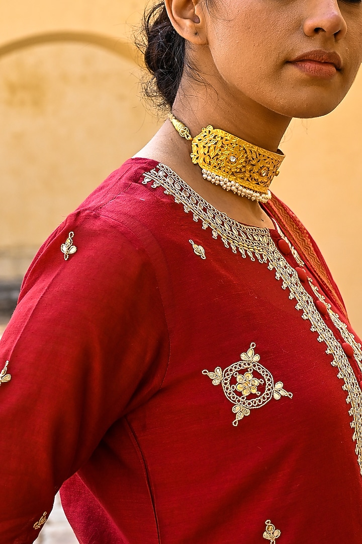 Bright Red Chanderi Kurta Set by Kameez at Pernia's Pop Up Shop