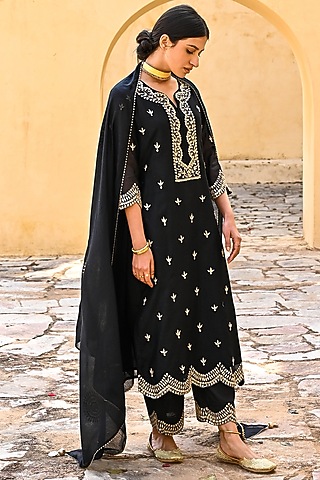Midnight Black Embroidered Kurta Set by Kameez