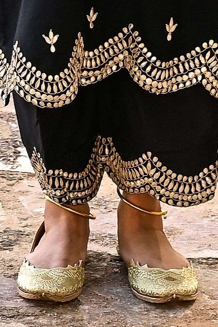 Midnight Black Embroidered Kurta Set by Kameez at Pernia's Pop Up Shop