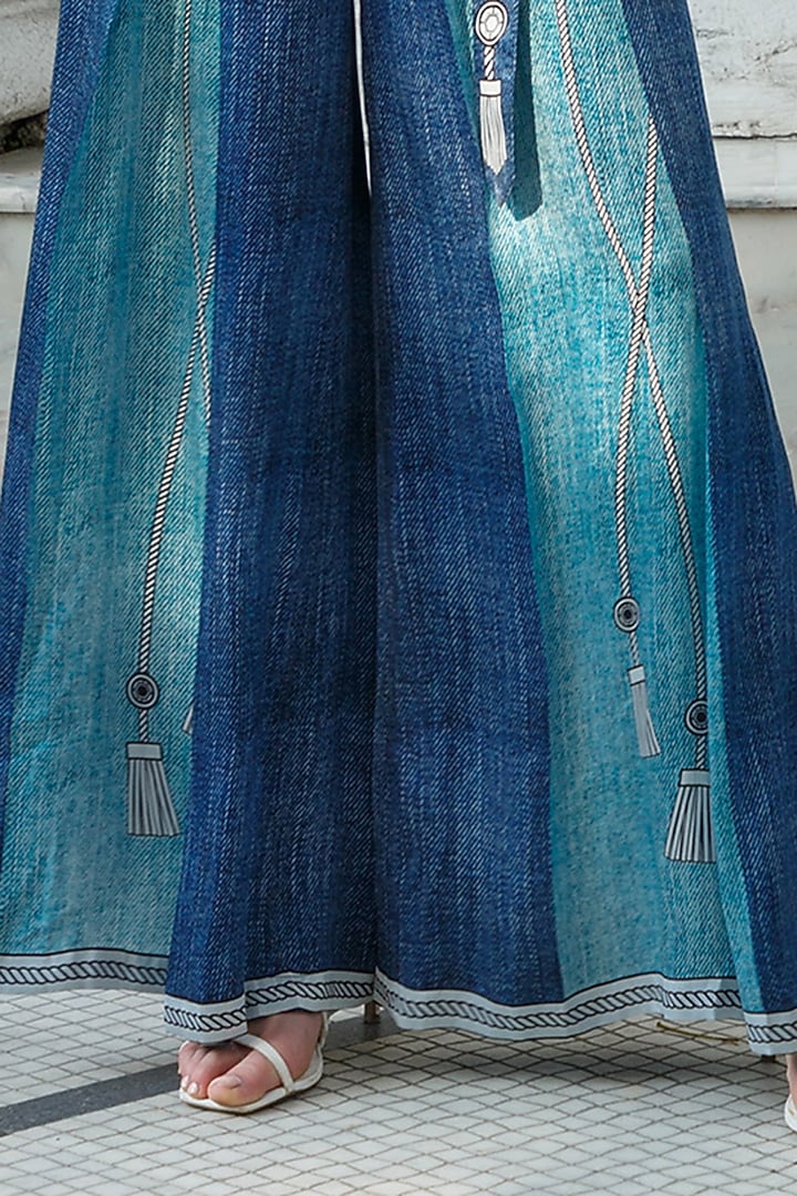 Denim Printed Kaftan Set by Kamaali Pret at Pernia's Pop Up Shop