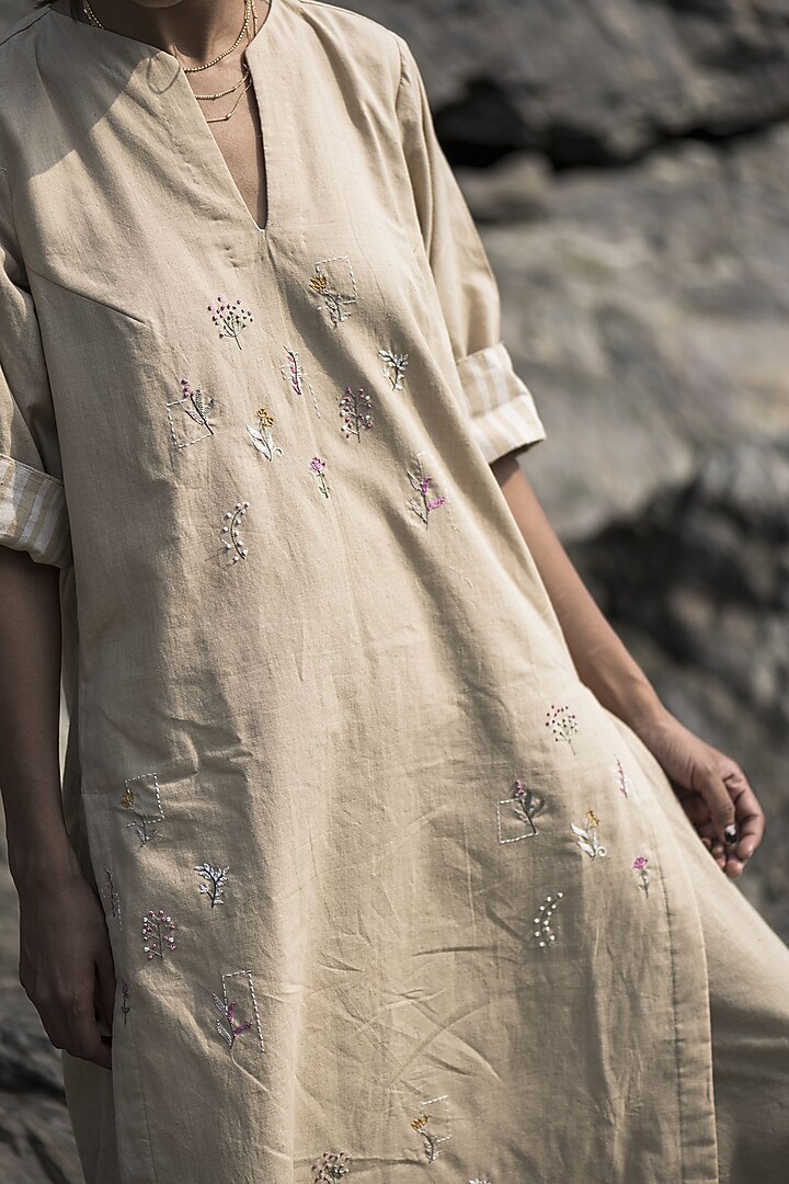 Beige Hand Embroidered Kurta Set by Kavana at Pernia's Pop Up Shop