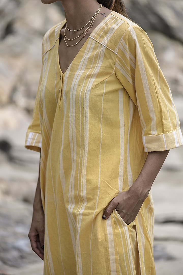 Yellow Handwoven Organic Cotton Kurta by Kavana at Pernia's Pop Up Shop