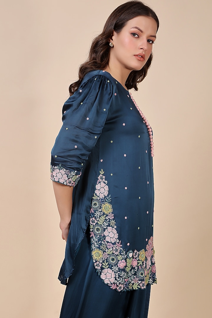 Blue Satin Organza Hand Embroidered Kurta Set by Kanchi Khurana Couture at Pernia's Pop Up Shop