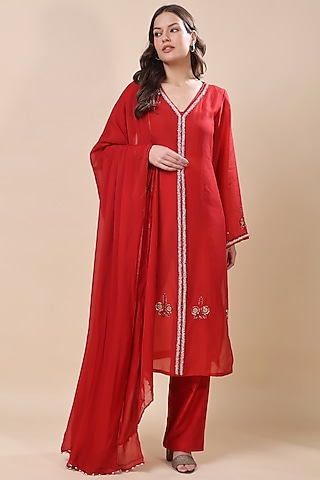 Red Silk Organza Hand Embroidered Kurta Set by Kanchi Khurana Couture