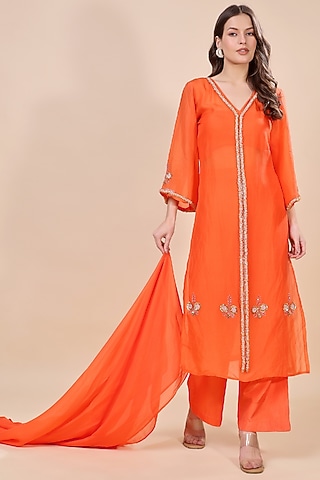 Orange Silk Organza Hand Embroidered Kurta Set by Kanchi Khurana Couture