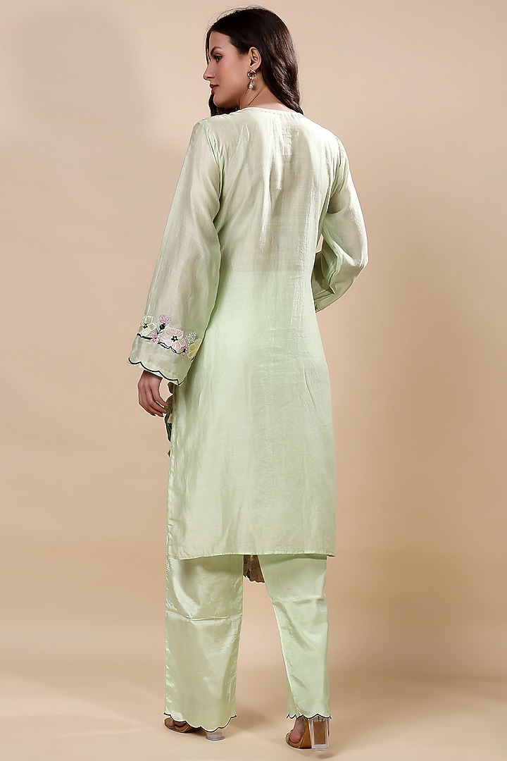 Green Chanderi Hand Embroidered Kurta Set by Kanchi Khurana Couture at Pernia's Pop Up Shop
