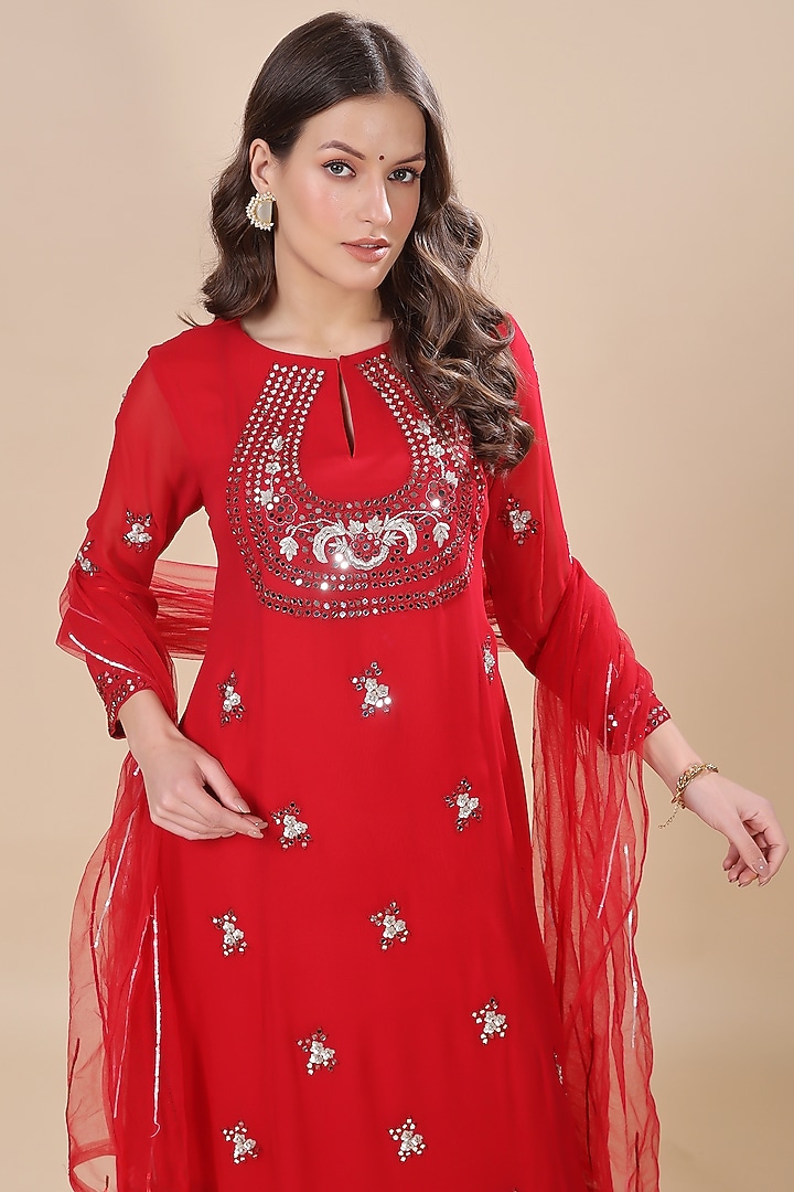 Red Georgette Hand Embroidered Kurta Set by Kanchi Khurana Couture at Pernia's Pop Up Shop
