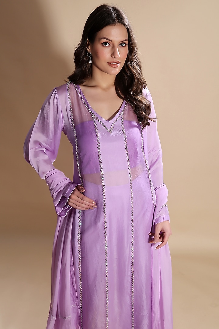 Purple Satin Organza Hand Embroidered Kurta Set by Kanchi Khurana Couture at Pernia's Pop Up Shop