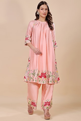 Pink Chanderi Hand Embroidered Kurta Set by Kanchi Khurana Couture
