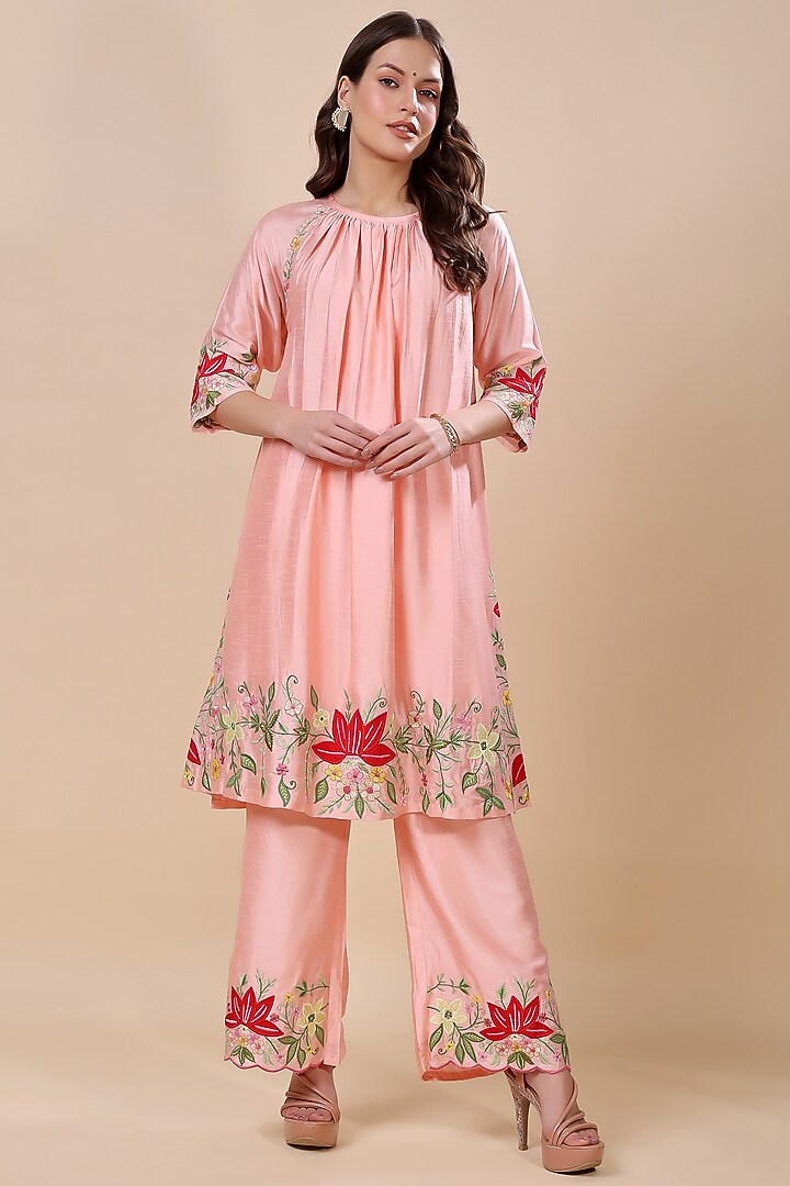 Pink Chanderi Hand Embroidered Kurta Set by Kanchi Khurana Couture at Pernia's Pop Up Shop