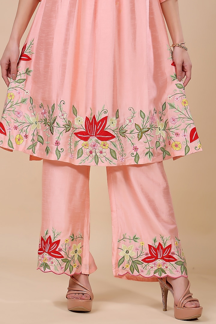 Pink Chanderi Hand Embroidered Kurta Set by Kanchi Khurana Couture at Pernia's Pop Up Shop