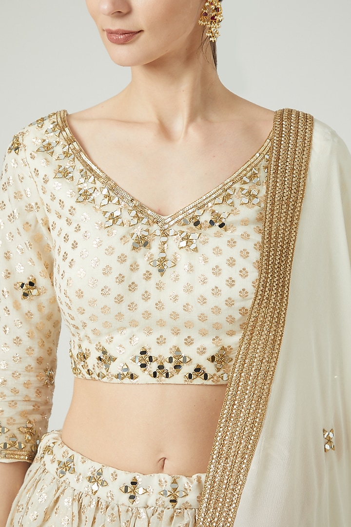White Banarsi Chanderi Embroidered Lehenga Set by KANJ By Priyanka Sakhuja at Pernia's Pop Up Shop