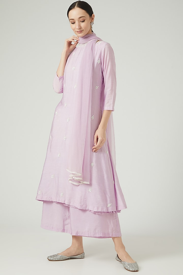 Mauve Hand Embroidered Kurta Set by KANJ By Aruna & Priyanka at Pernia's Pop Up Shop