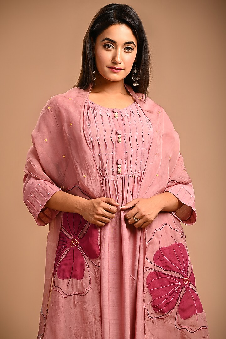 Rose Gold Cotton Silk Kurta Set by KANIKA MITTAL at Pernia's Pop Up Shop