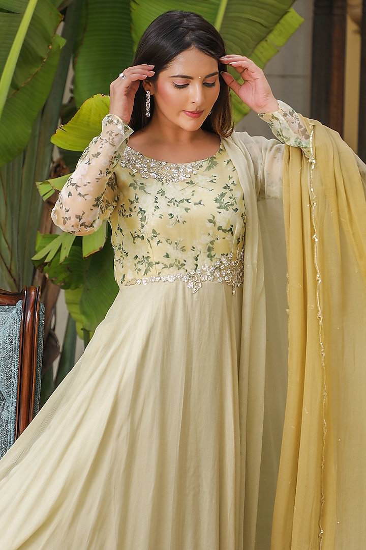 Olive Green Embroidered Anarkali Set by KANIKA MITTAL at Pernia's Pop Up Shop