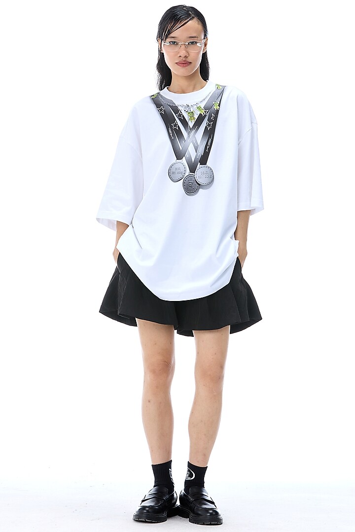 White Cotton Printed T-Shirt by Kanika Goyal at Pernia's Pop Up Shop