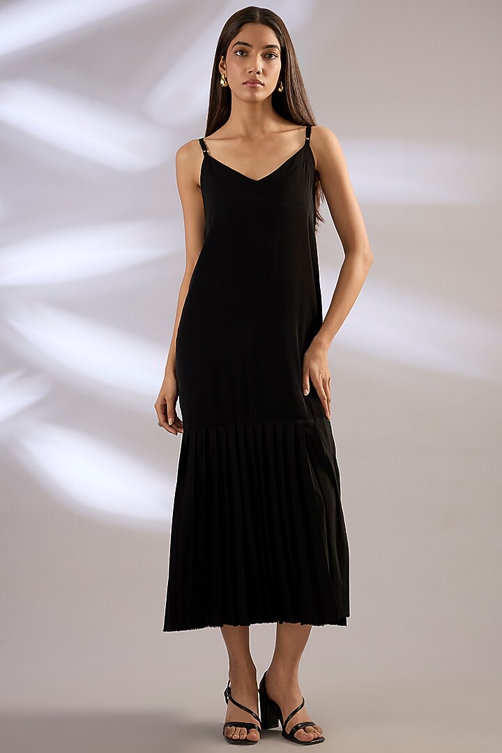 Black Organza & Satin Embellished Cocktail Dress by Kanika Goyal at Pernia's Pop Up Shop