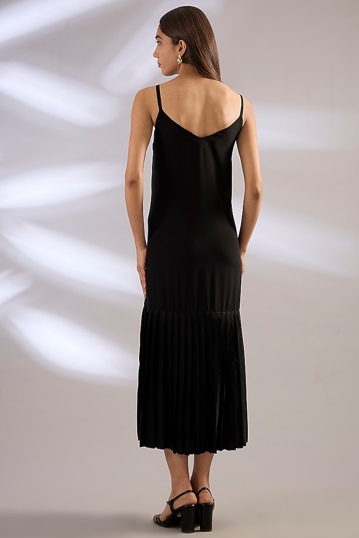 Black Organza & Satin Embellished Cocktail Dress by Kanika Goyal at Pernia's Pop Up Shop