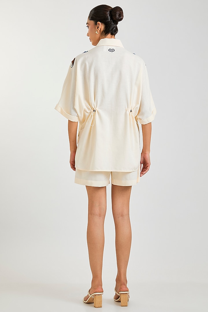 Off-White Cotton Co-Ord Set by Kanika Goyal at Pernia's Pop Up Shop