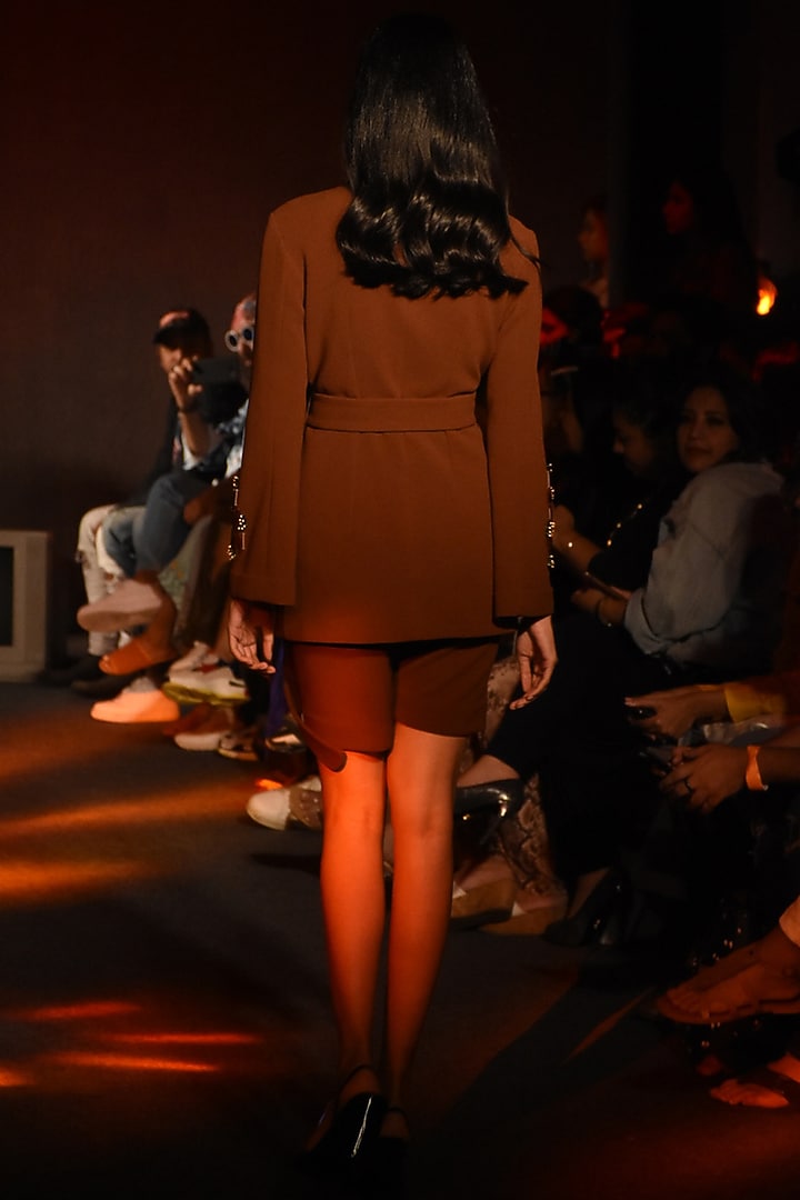 Brown Embroidered Coat by Kanika Goyal at Pernia's Pop Up Shop