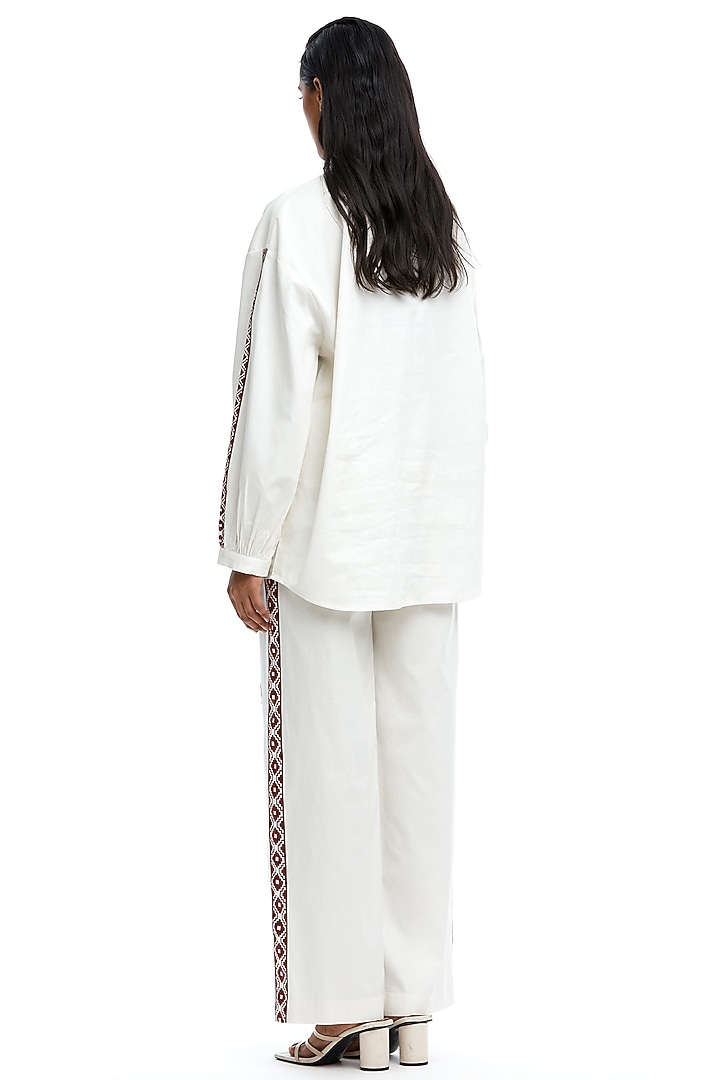 Off-White Polyester Printed Co-Ord Set by Kanika Goyal at Pernia's Pop Up Shop