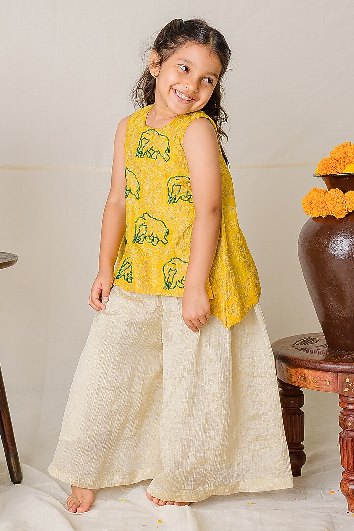 Yellow Silk Zari Embroidered Kurta Set For Girls by Label Kansha at Pernia's Pop Up Shop