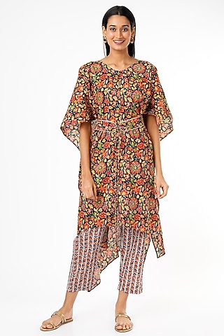 Multi-Colored Cotton Geometric Printed Kaftan Set by Kaori By Shreya