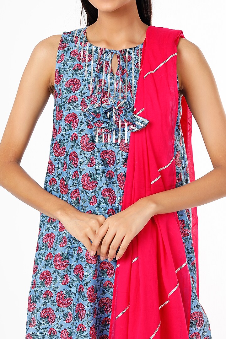 Blue Sleeveless Printed Kurta Set With Tassels by Kaori By Shreya at Pernia's Pop Up Shop