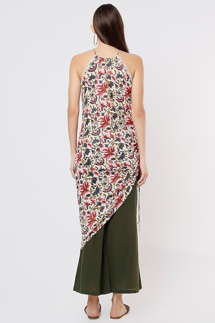 Ivory Floral Printed Kurta Set by Kaori By Shreya at Pernia's Pop Up Shop