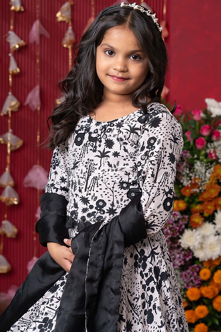 Black & White Crepe Floral Printed Lehenga Set For Girls by Kirti Agarwal Pret n Couture at Pernia's Pop Up Shop