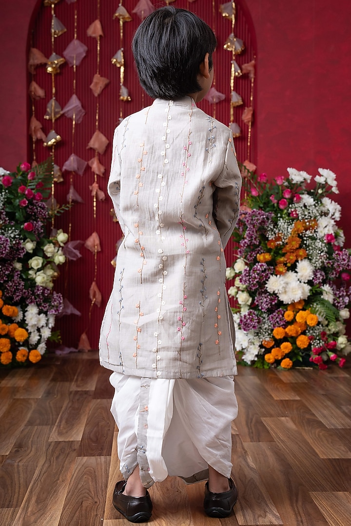 Light Grey Chanderi Silk Thread Embroidered Kurta Set For Boys by Kirti Agarwal Pret n Couture at Pernia's Pop Up Shop