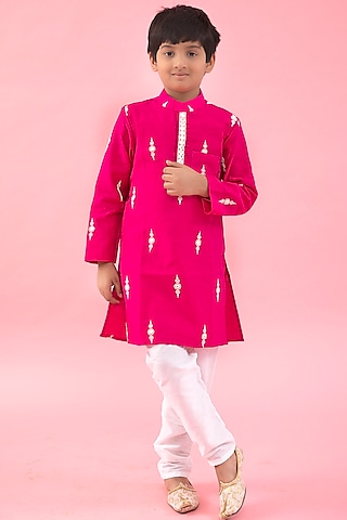 Pink Chanderi & Cotton Silk Embroidered Kurta Set For Boys by Kirti Agarwal Pret n Couture