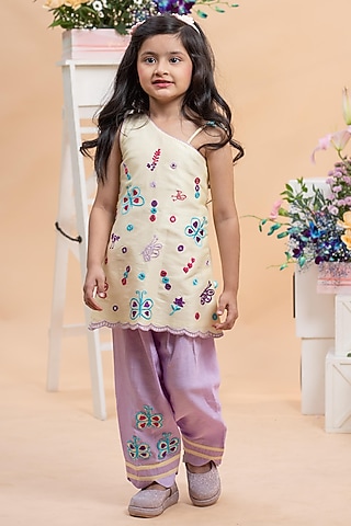 Pastel Yellow Spun Silk Hand Embroidered One-Shoulder Kurta Set For Girls by Kirti Agarwal Pret n Couture