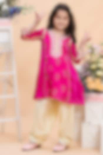 Fuchsia Pink Spun Silk Thread Embroidered A-Line Kurta Set For Girls by Kirti Agarwal Pret n Couture at Pernia's Pop Up Shop