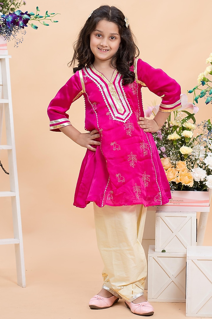 Fuchsia Pink Spun Silk Thread Embroidered A-Line Kurta Set For Girls by Kirti Agarwal Pret n Couture at Pernia's Pop Up Shop