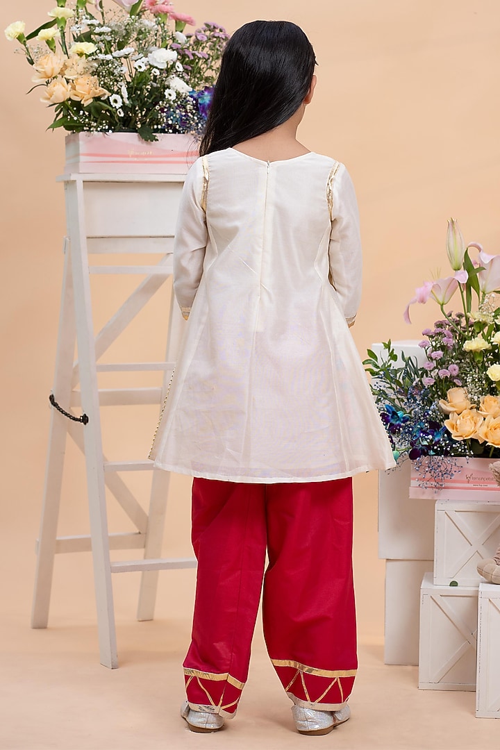 Ivory Chanderi Silk A-Line Kurta Set For Girls by Kirti Agarwal Pret n Couture at Pernia's Pop Up Shop