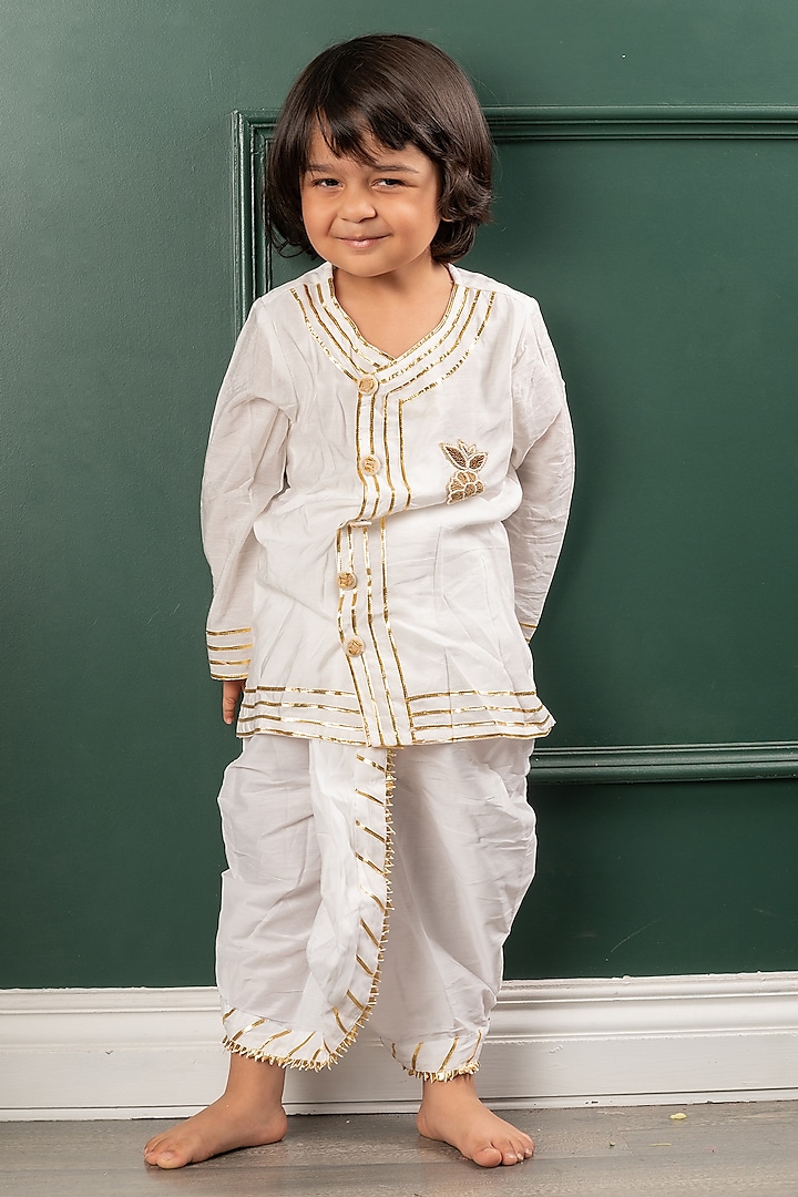 Off-White Chanderi & Mulmul Dhoti Set For Boys by  Kirti Agarwal Pret n Couture at Pernia's Pop Up Shop