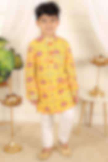 Yellow Mul Silk Patola Printed Kurta Set For Boys by  Kirti Agarwal Pret n Couture at Pernia's Pop Up Shop